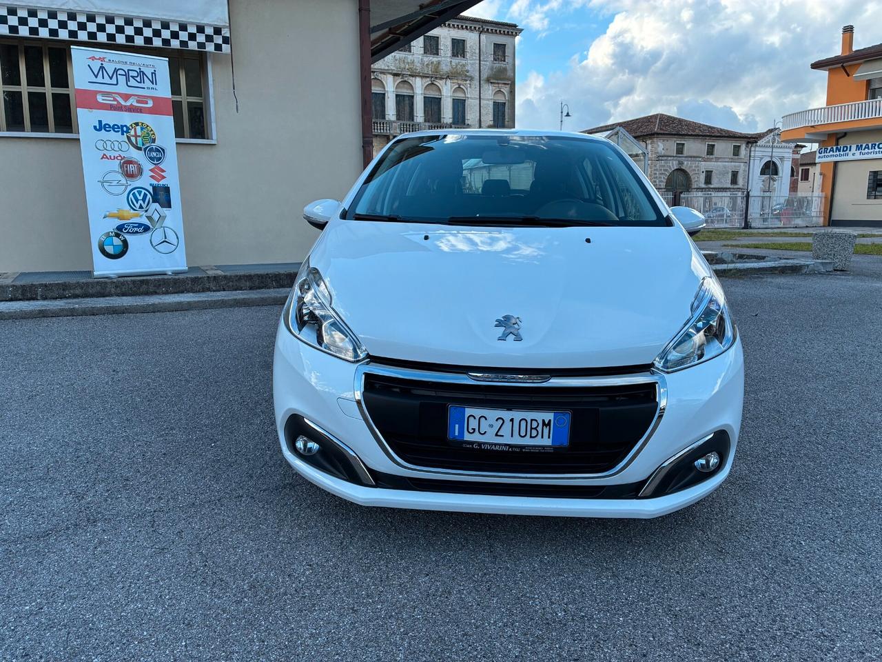 Peugeot 208 BlueHDi 100 5 porte Active