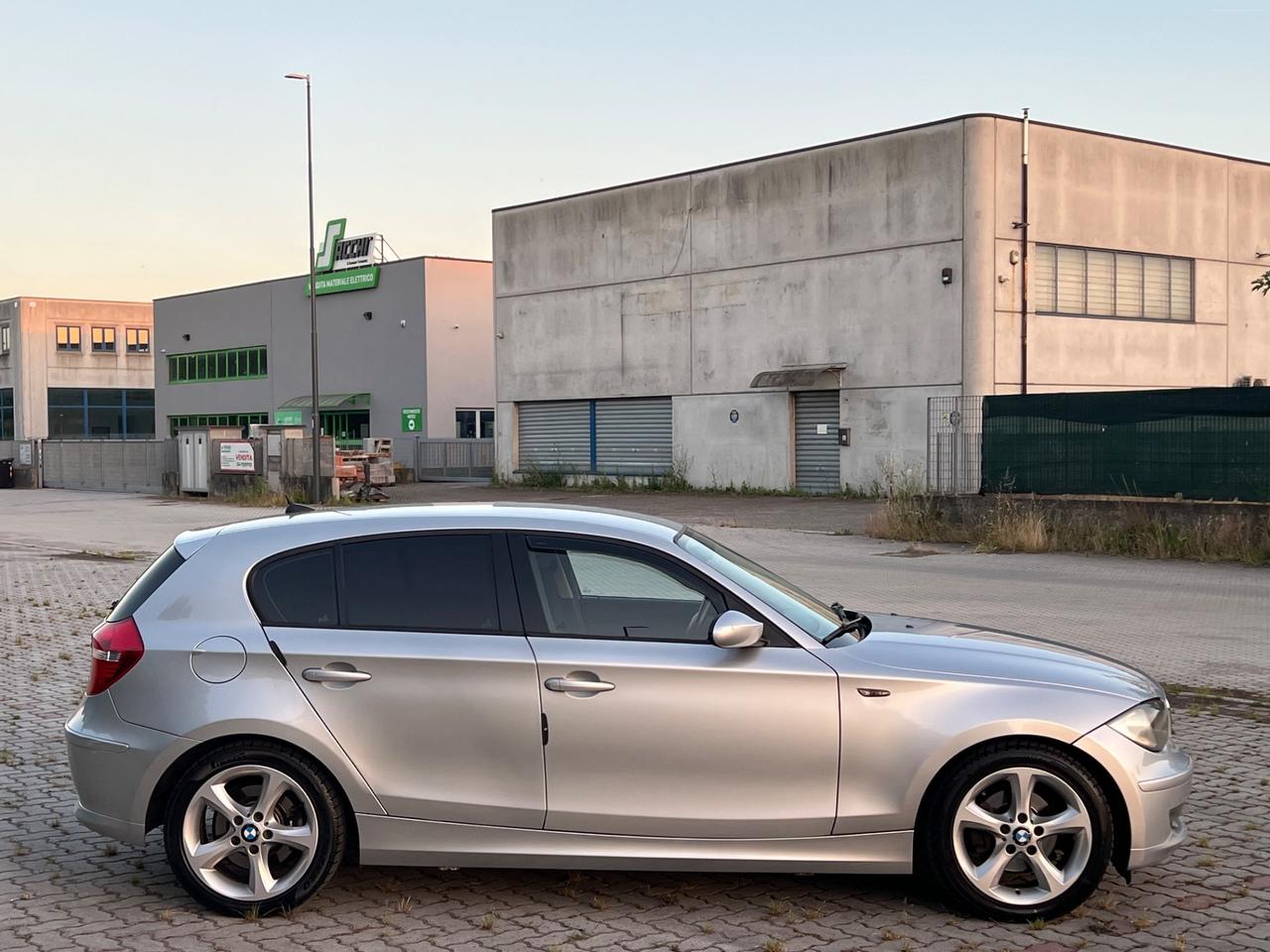 Bmw 118 118d cat 5 porte Futura DPF