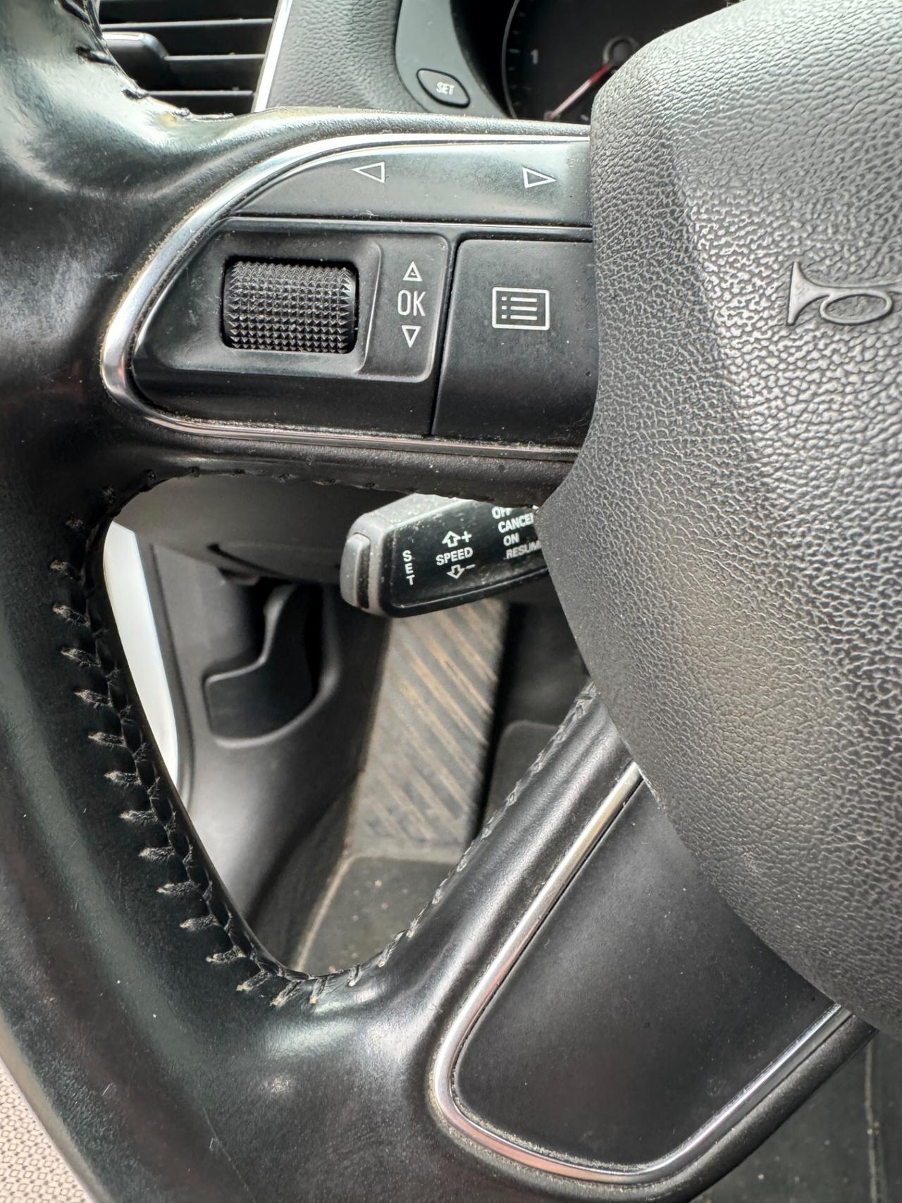 Audi Q3 2.0 TDI Advanced 140cv