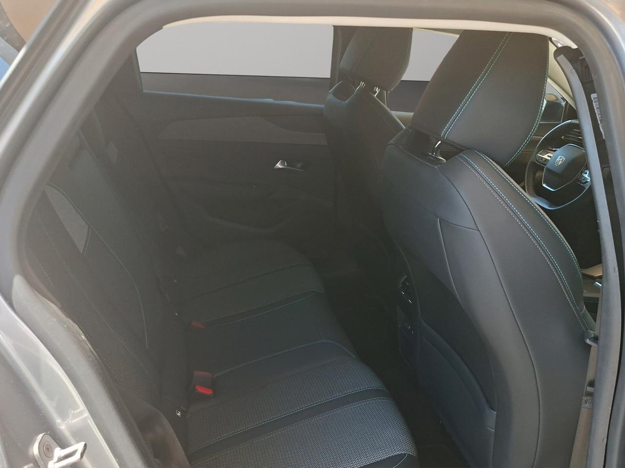Peugeot 308 BlueHDi 130 S&S EAT8 SW Allure