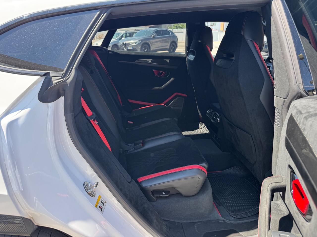 Lamborghini Urus 4.0 Performante