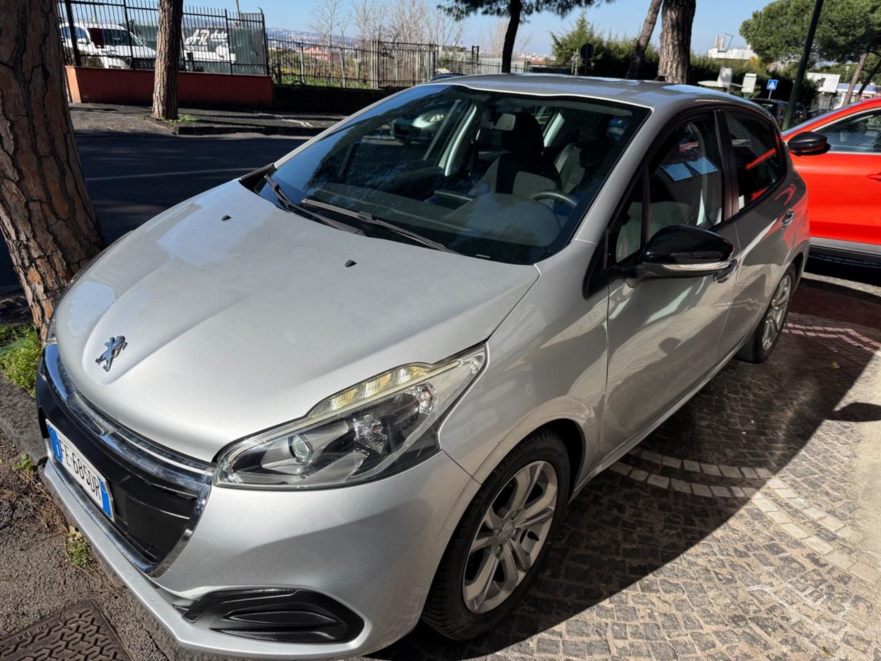 Peugeot 208 BlueHDi 75 3 porte Allure