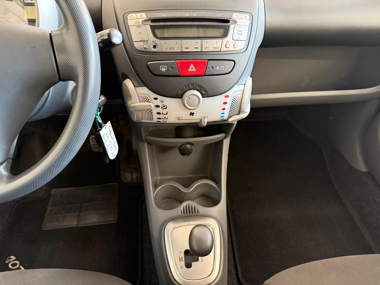 Peugeot 107 1.0 68CV 3p. AUTOMATICA - 1 PROPRIETARIO