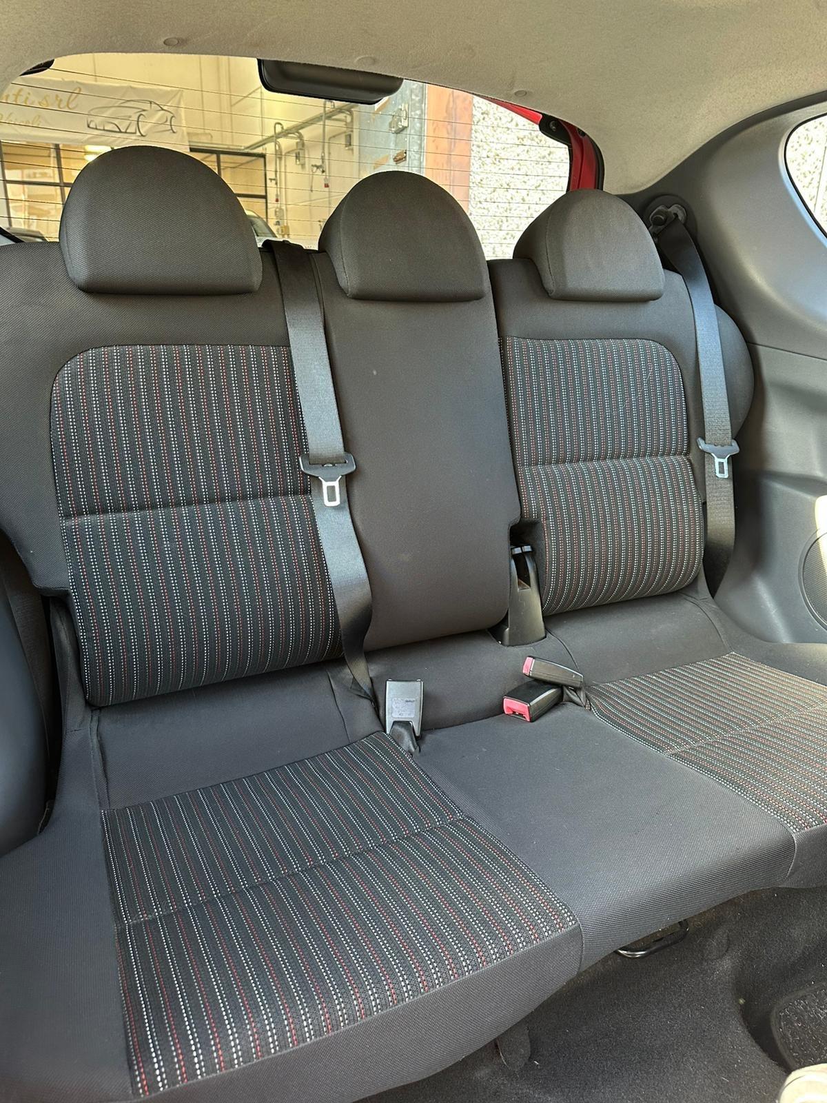 Mitsubishi Colt 1.1 12V 3p.GPL Special Action Model