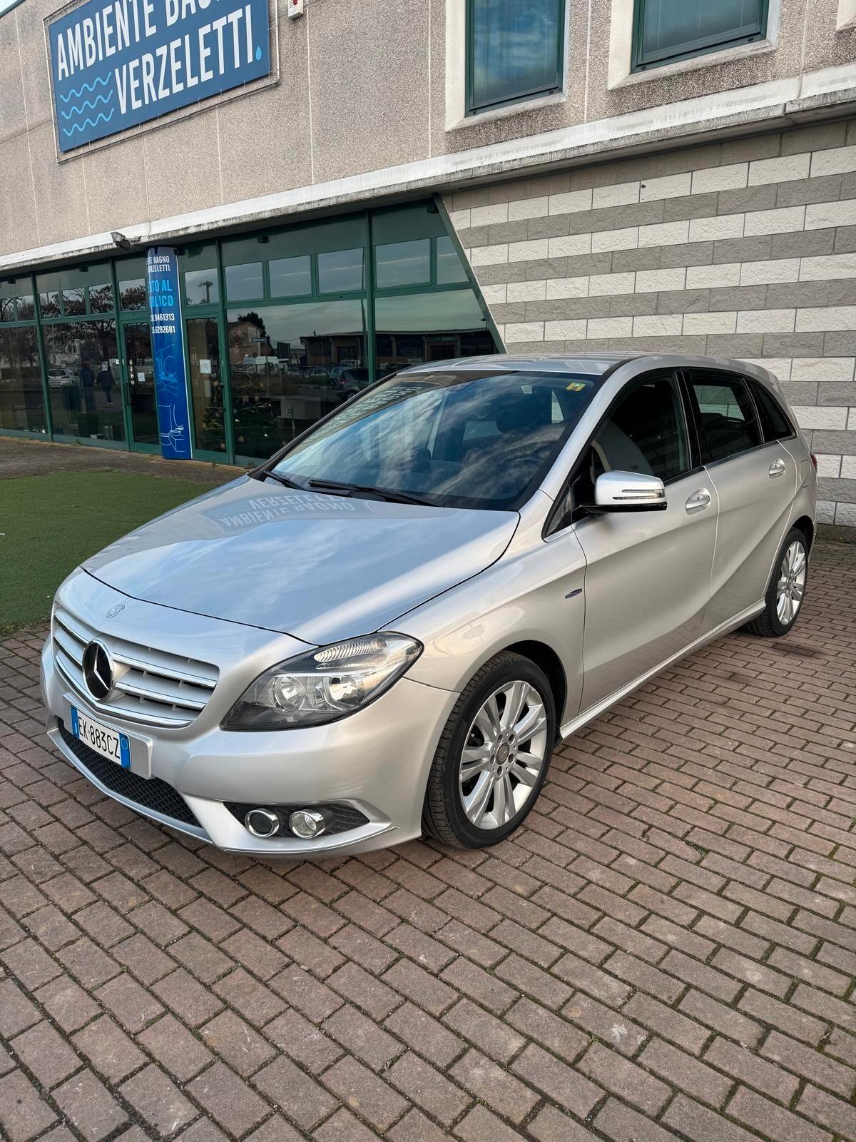 Mercedes-benz B 180 BlueEFFICIENCY Premium