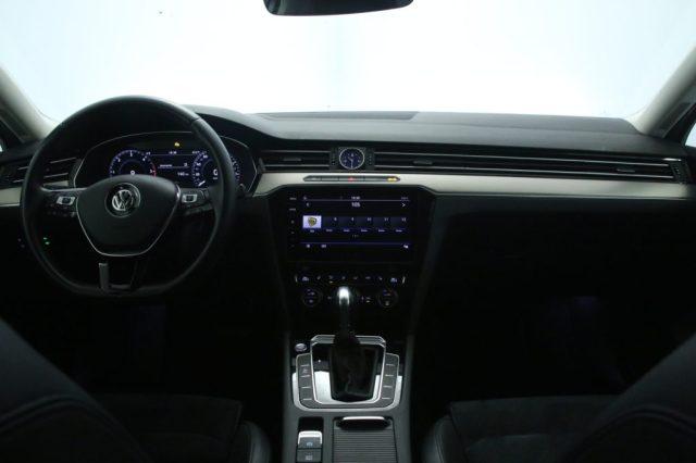 VOLKSWAGEN Passat Variant 2.0 TDI DSG Executive BlueMotion Tech.