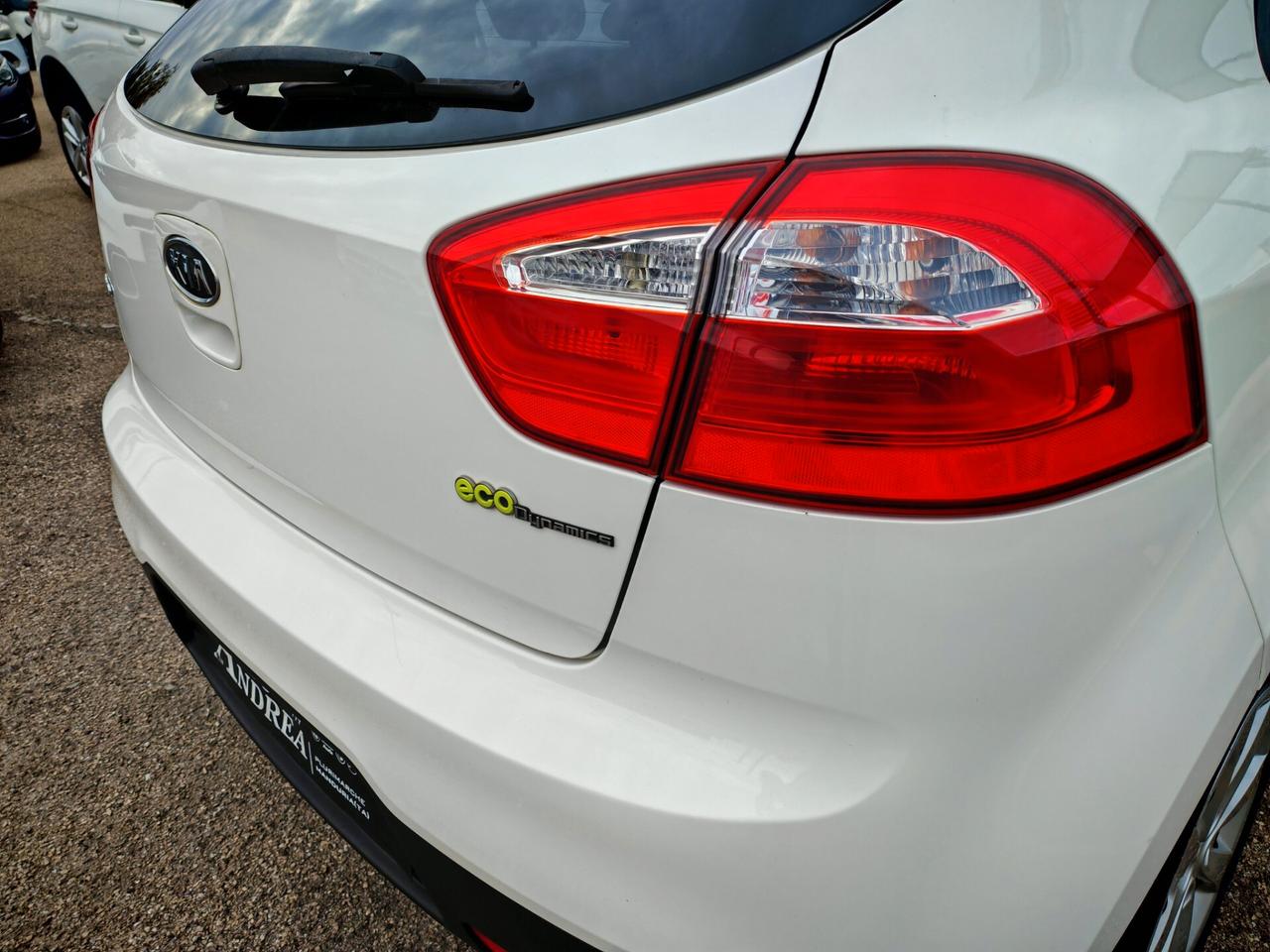 Kia Rio 1.1CRDi EX Plus Full Optional 2013