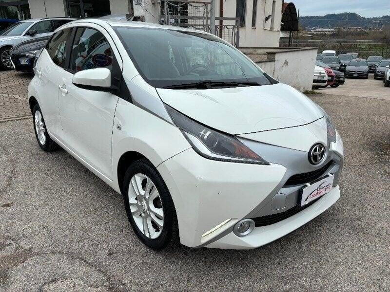 Toyota Aygo Aygo 1.0 VVT-i 69 CV 5 porte x-play