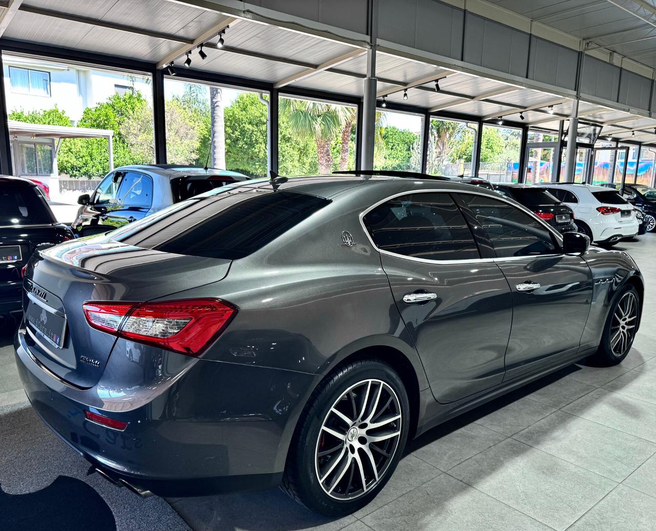 Maserati Ghibli 3.0 V6 410CV Q4 S