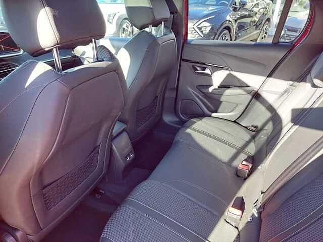 Peugeot 208 motore elettrico 136 CV 5 porte GT