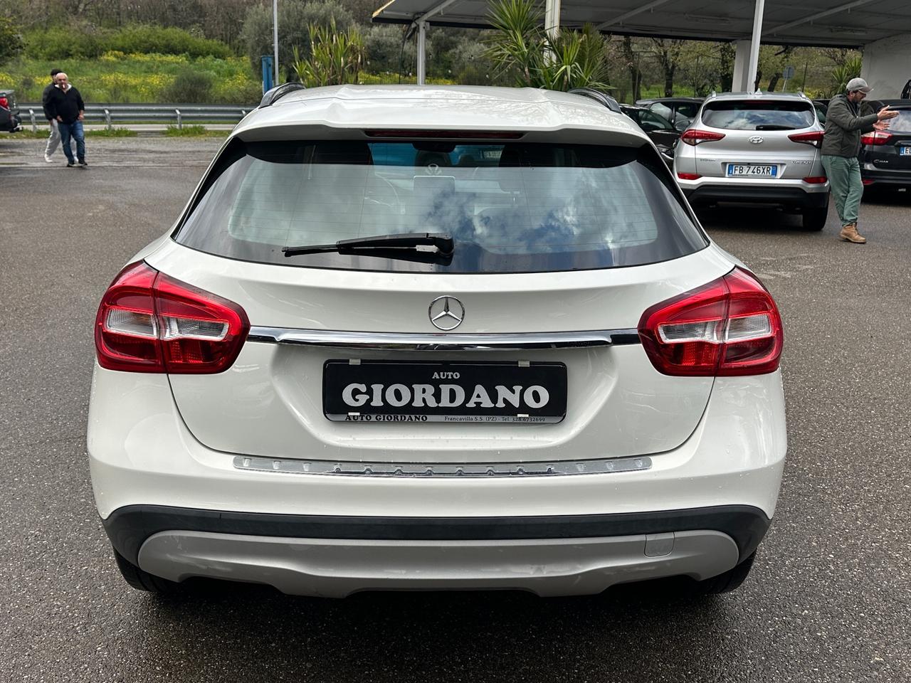 Mercedes-benz GLA 180 d Automatic Premium