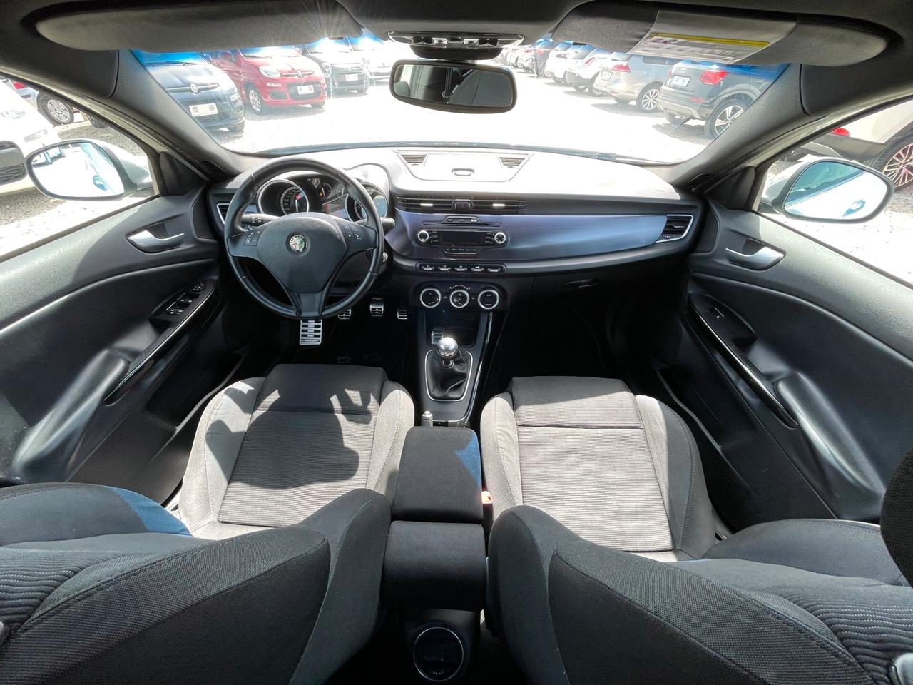 Alfa Romeo Giulietta 2.0 JTDm-2 140 CV Distinctive