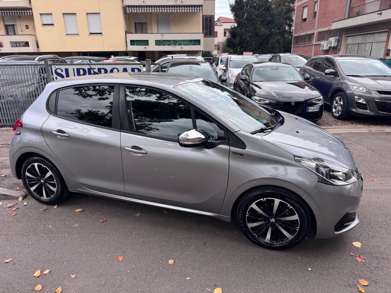 Peugeot 208 1.5 HDI NEOPATEN GARANZIA 12 MESI