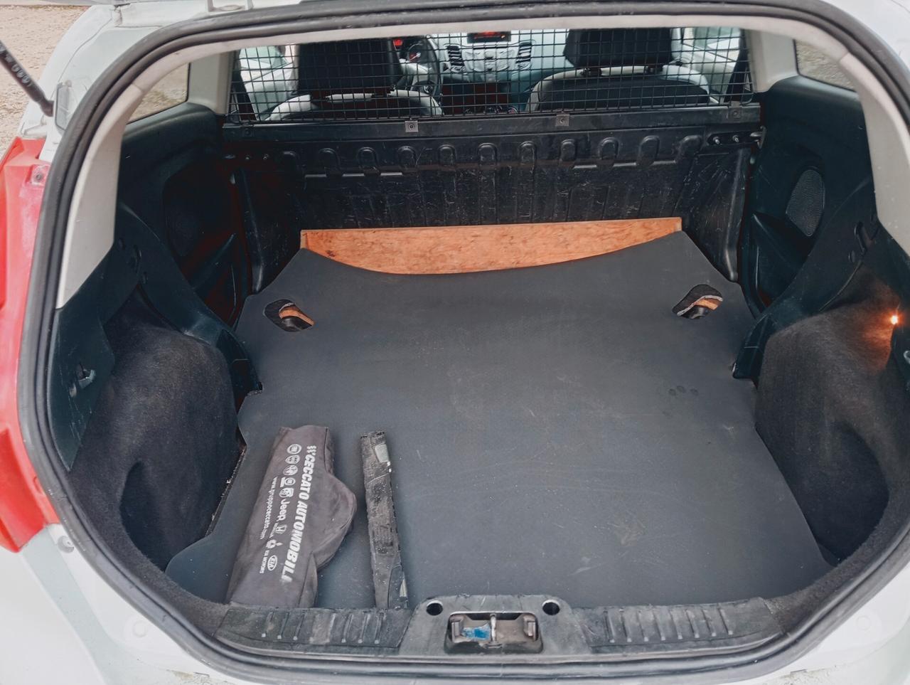 Ford Fiesta 1.4 TDCi 68CV 3 porte Van