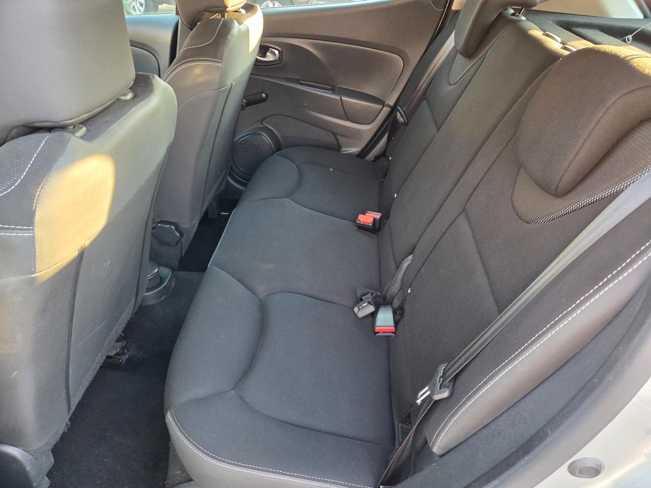 Renault Clio 1.2 75CV 5 porte Intens- PERFETTA