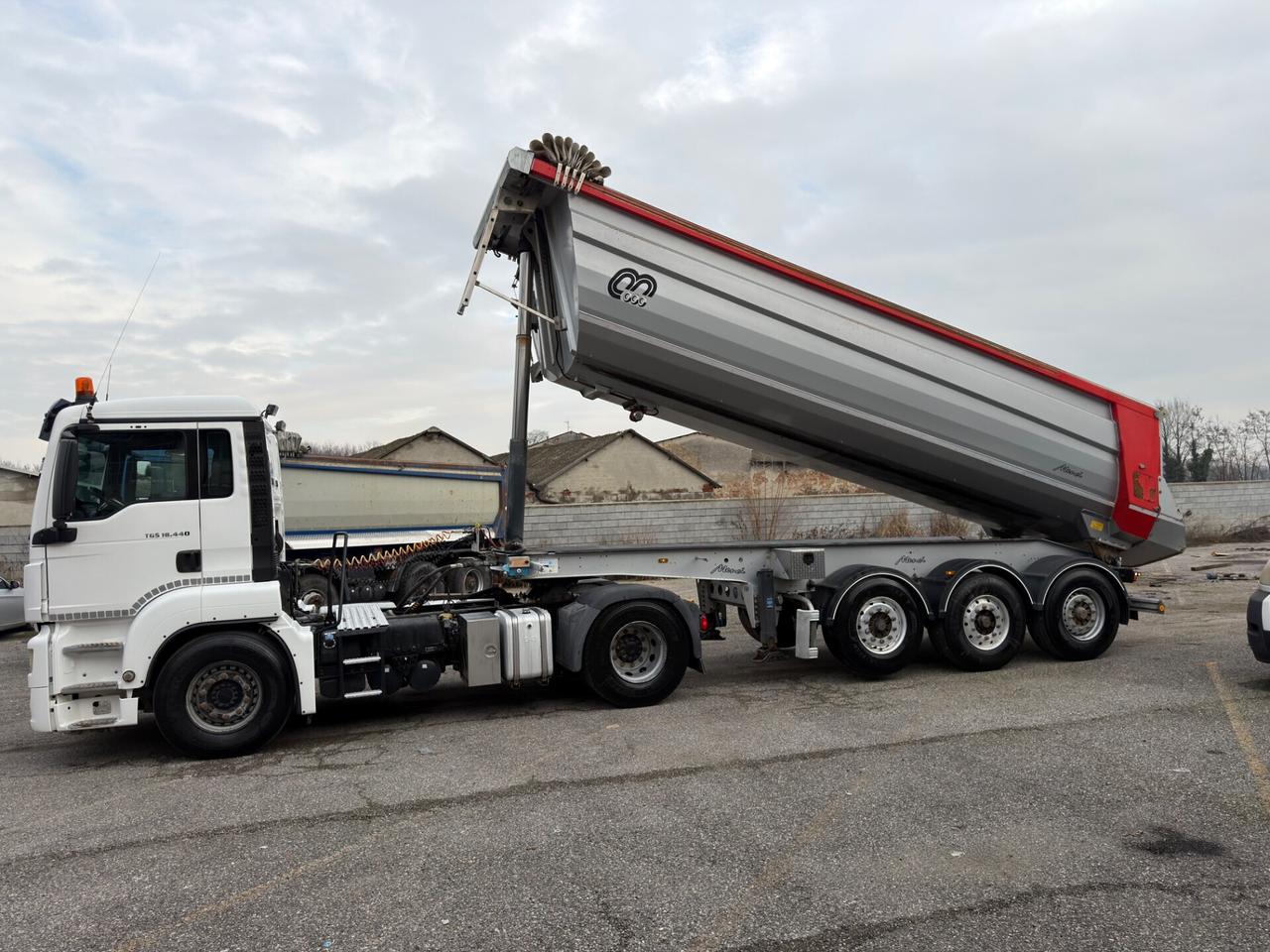 Man tgs 18.440 + Vasca Menci SA700R 2016