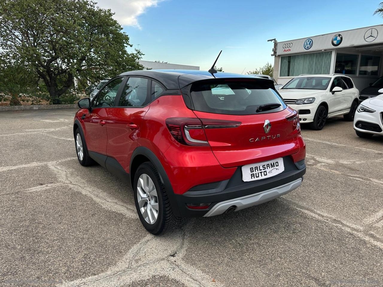 RENAULT Captur TCe 12V 100 CV GPL Intens
