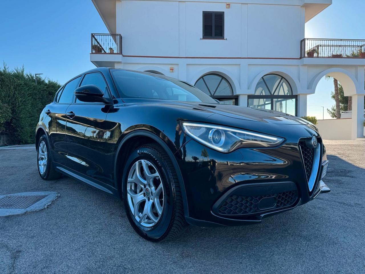 Alfa Romeo Stelvio 2.2 Turbodiesel 160 CV AT8 RWD Business