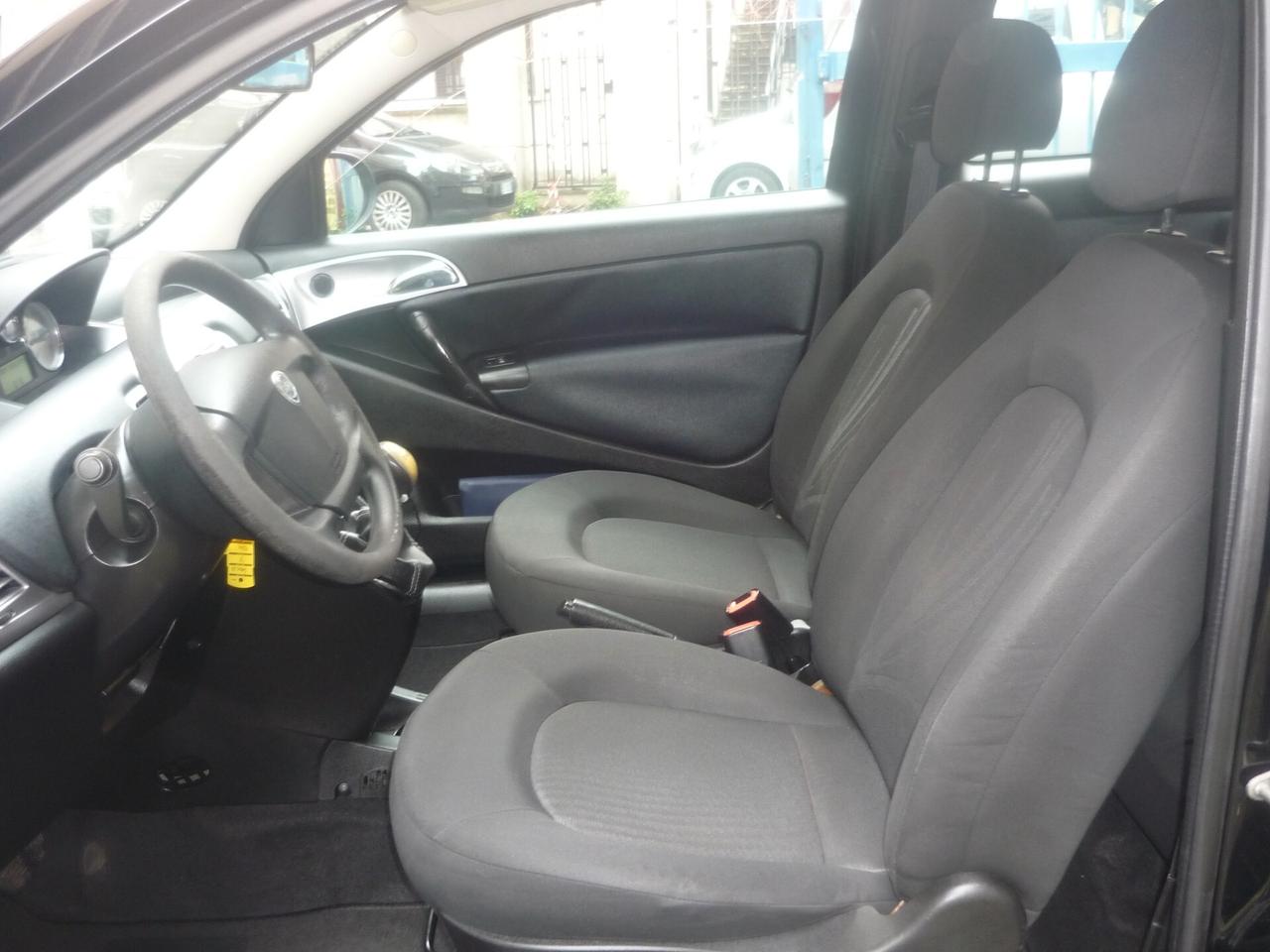 Lancia Ypsilon 1.2 69 CV Diva