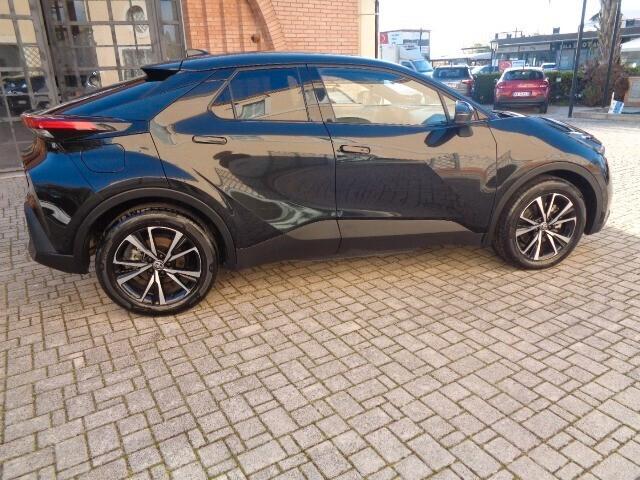 Toyota C-HR 2.0 PHEV Trend 220 cv NESSUN VINCOLO FINANZIARIO