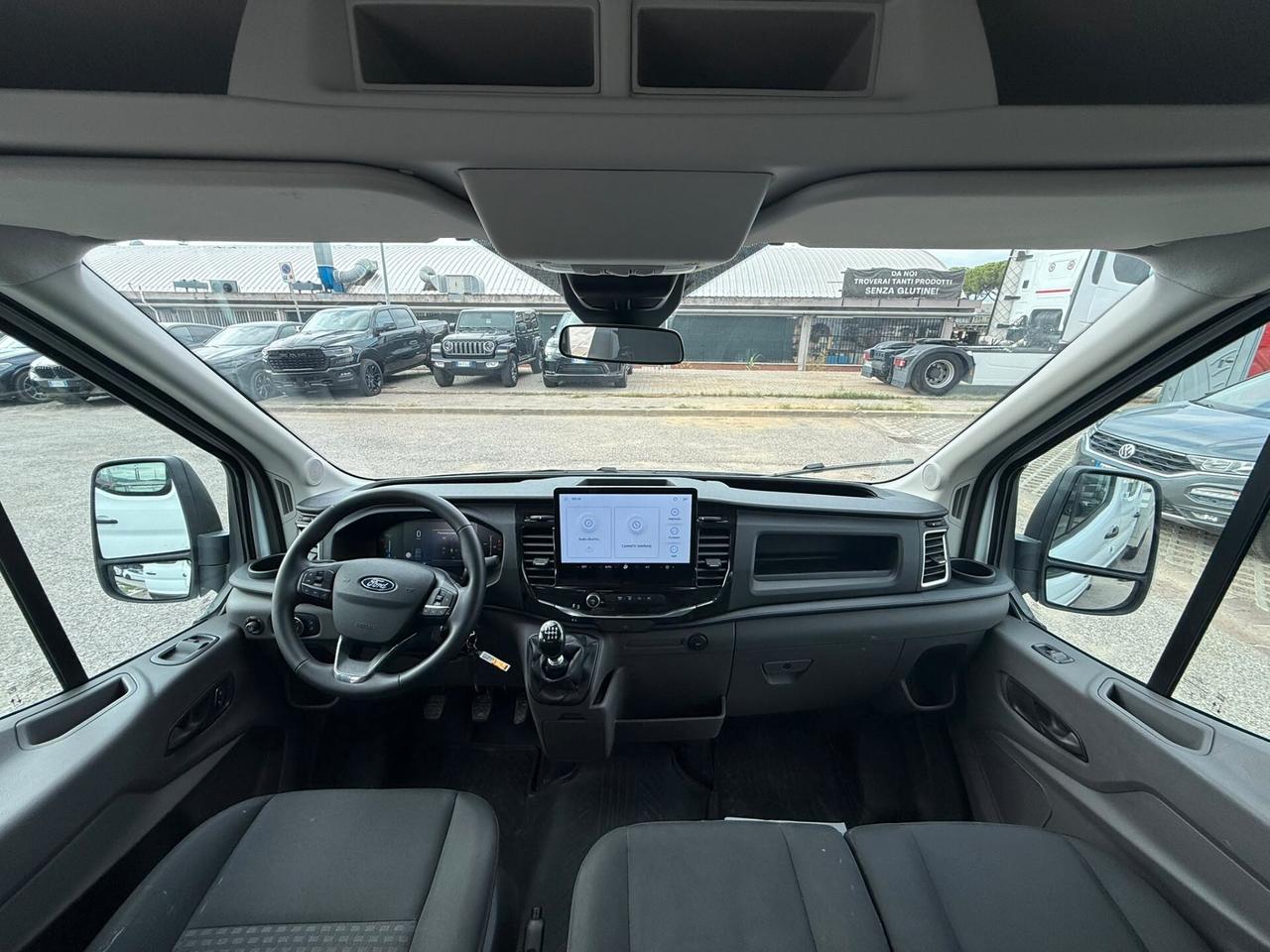 Ford TRANSIT 350 2.0TDCI ECOBLUE 165CV RWD PL-SL-DC CAB. TREND (927)