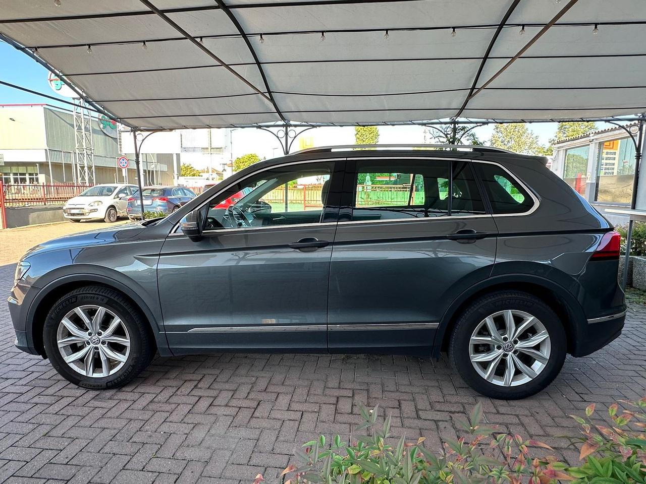 Volkswagen Tiguan Business 2.0 TDI #7045