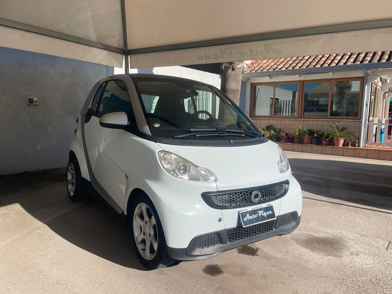 Smart ForTwo 1000 45 kW MHD coupé pure