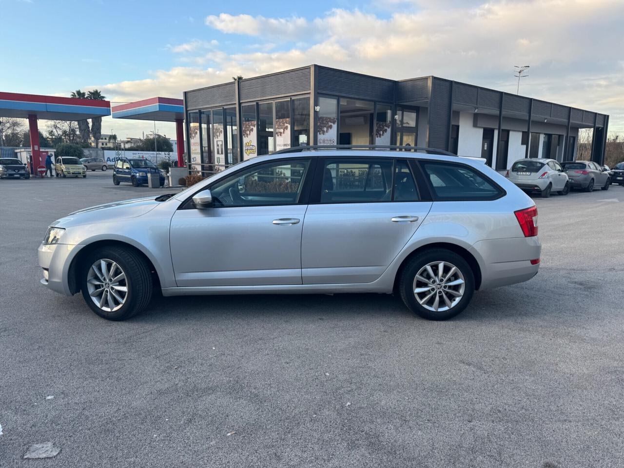 Skoda Octavia 1.6 TDI CR 105 CV Wagon Elegance