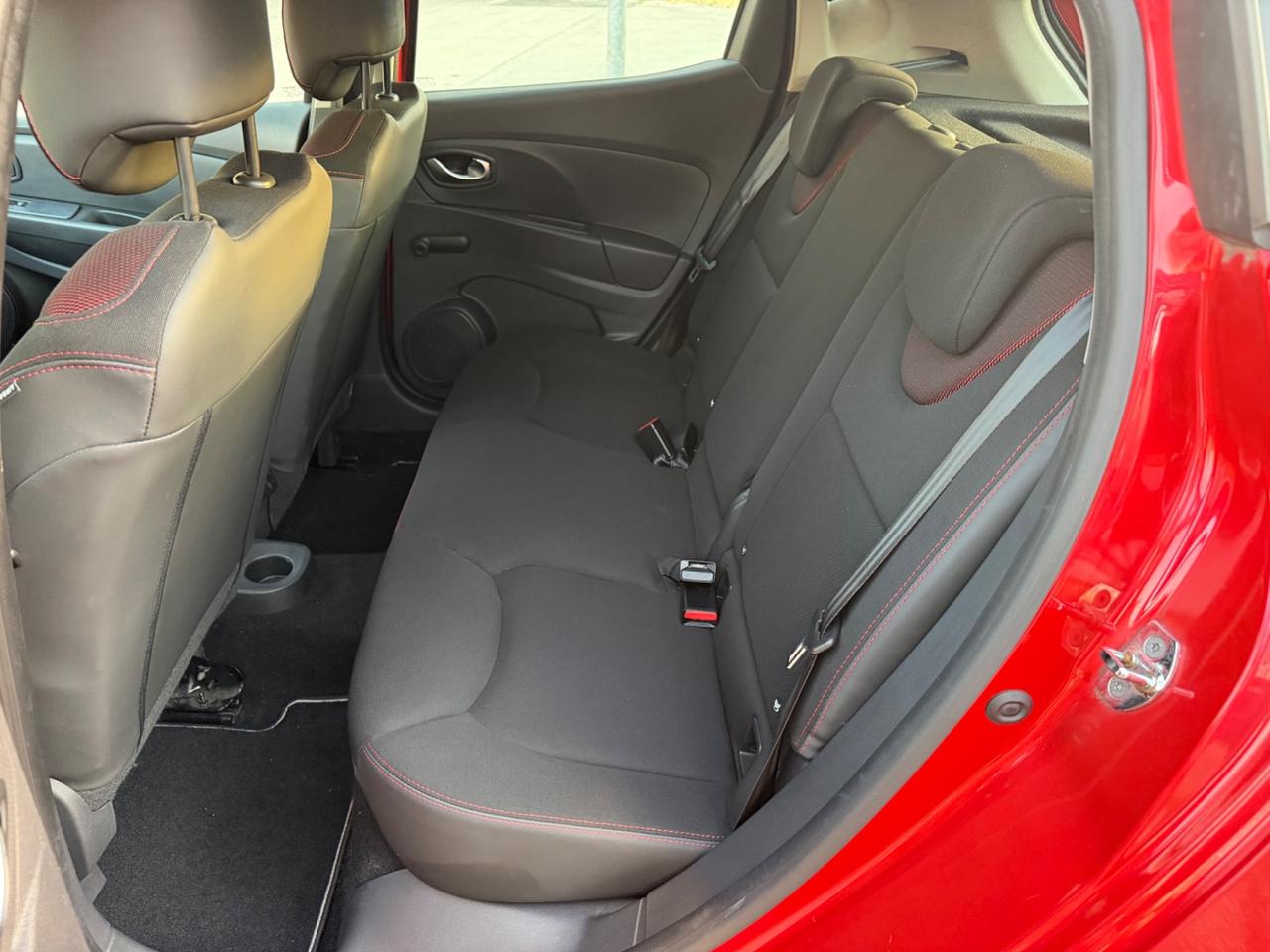 Renault Clio 1.5 dci 75 cavalli 2016 navigatore