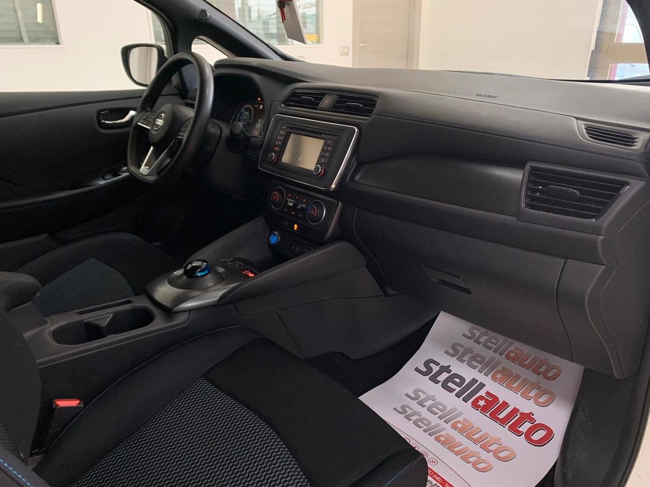 Nissan Leaf Tekna 40kWh 150cv *IVA DEDUCIBILE*