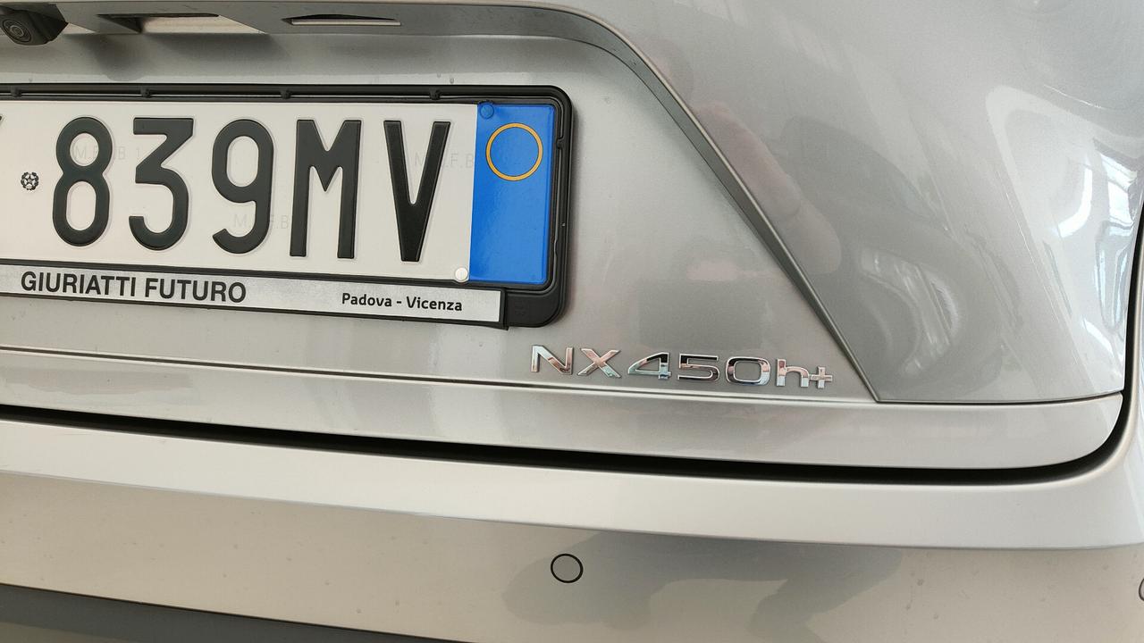 Lexus NX 450h+ Plug-in 4WD Luxury 10500 KM