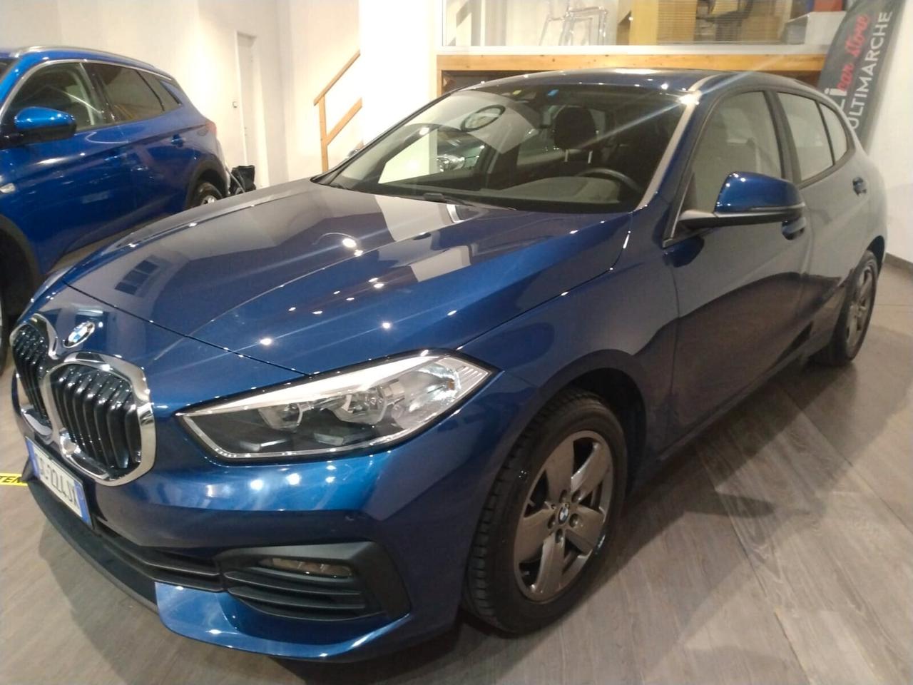 Bmw 116 116d 5p. Business Advantage