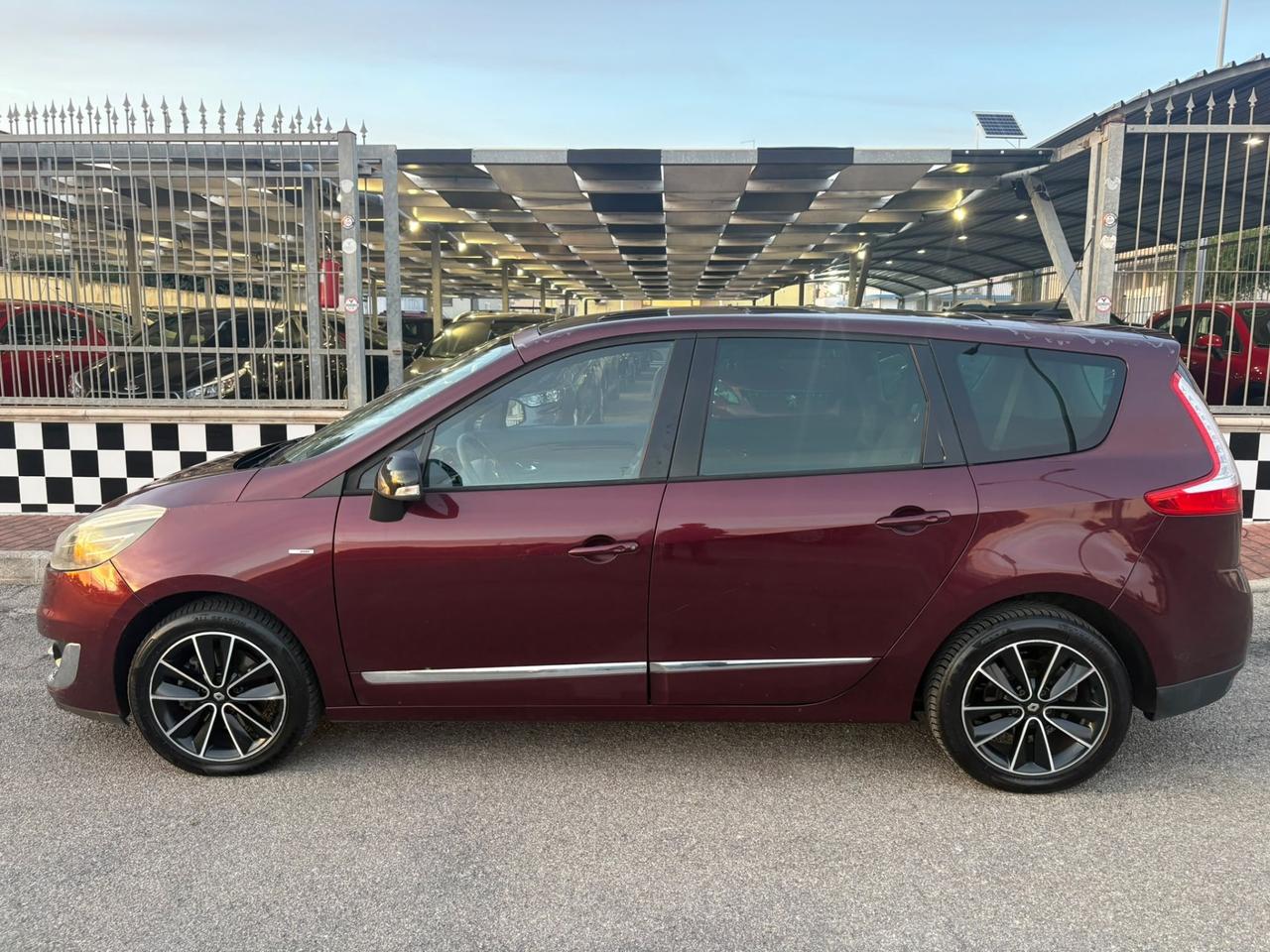 Renault Scenic XMod 1.6 dCi 7 posti 2012