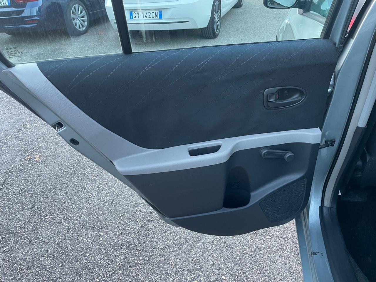 Toyota Yaris 1.3 gpl