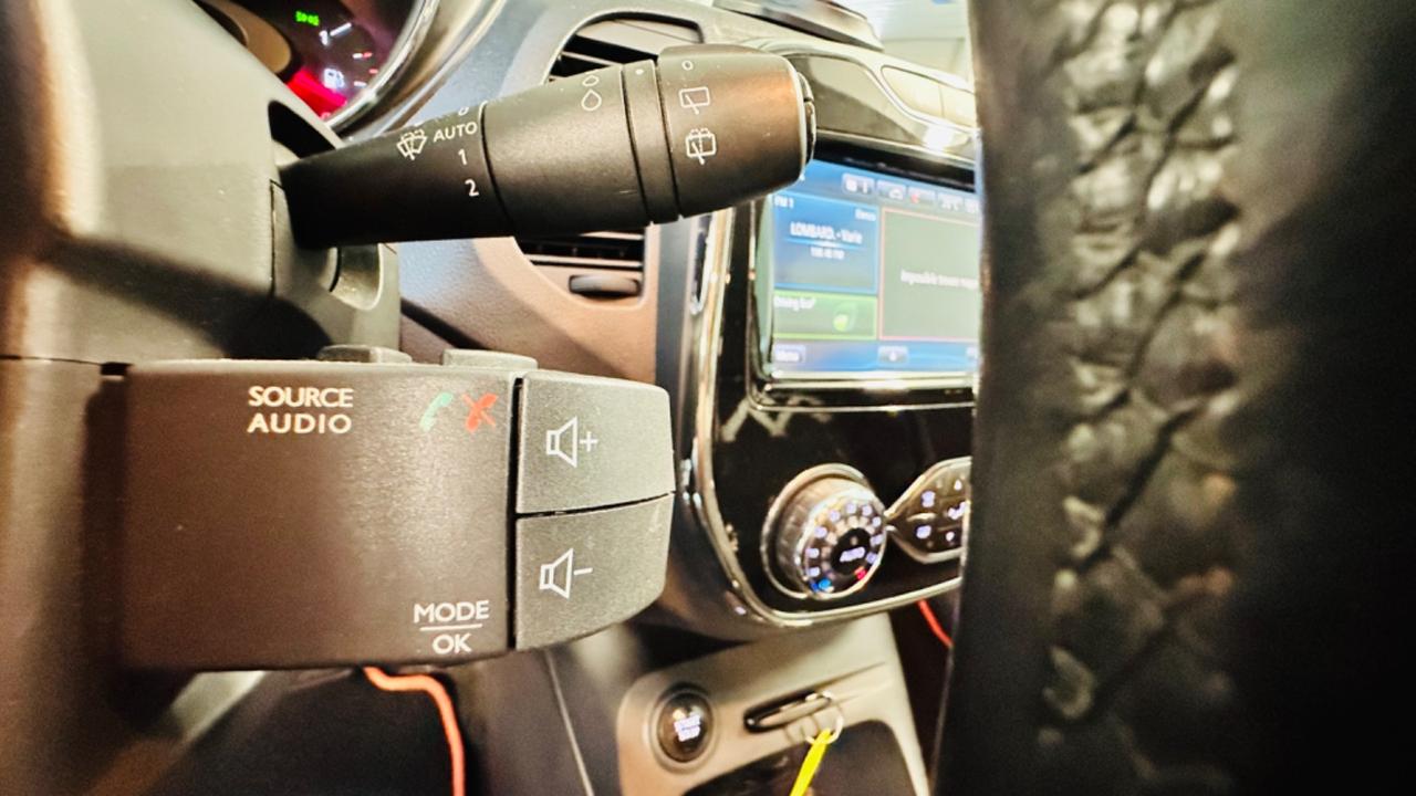 Renault Captur dCi 8V 90 CV.cambio automatico
