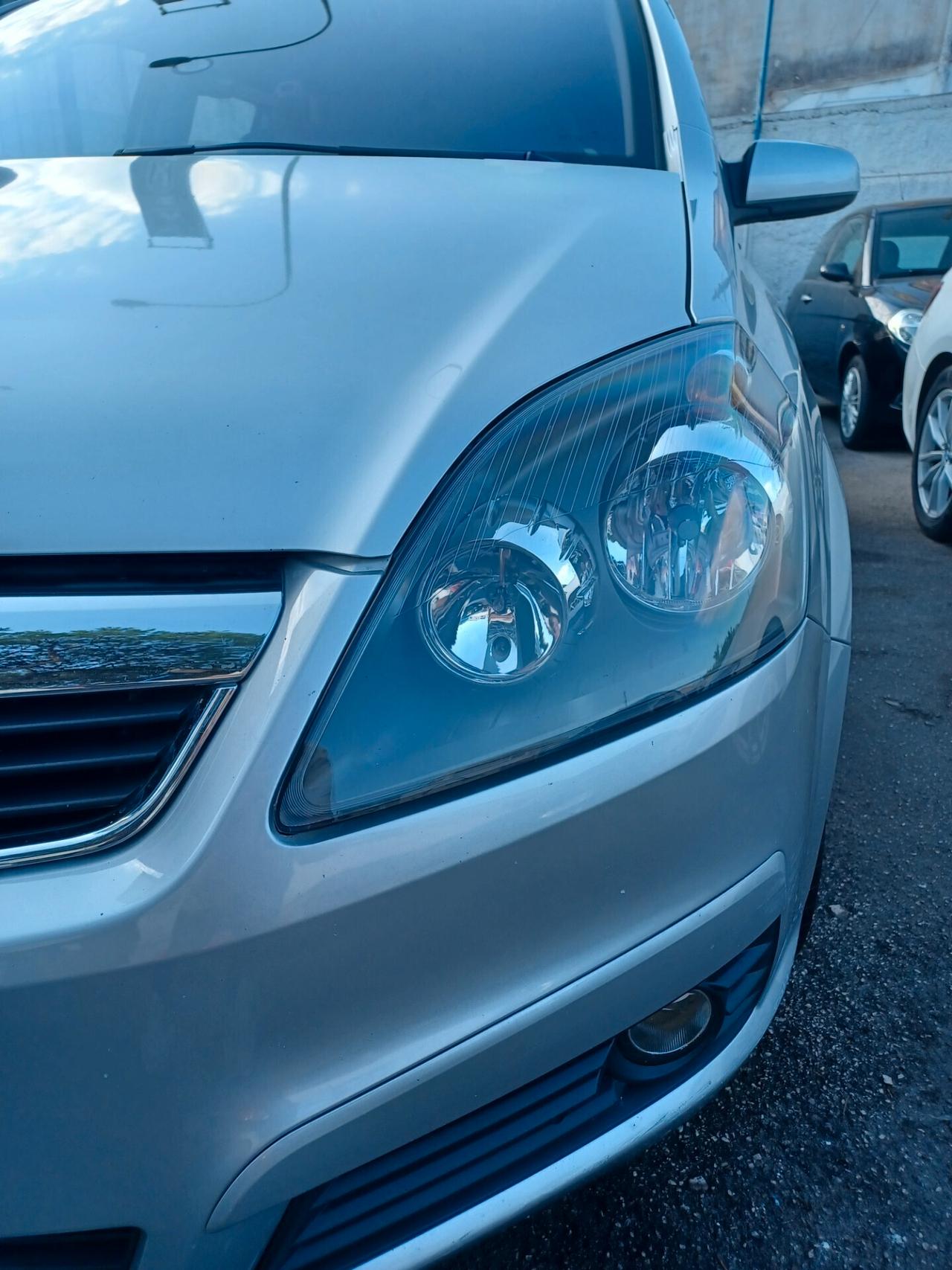Opel Zafira 1.9 CDTI 120CV Cosmo UNICO PROPRIETARIO 7 POSTI