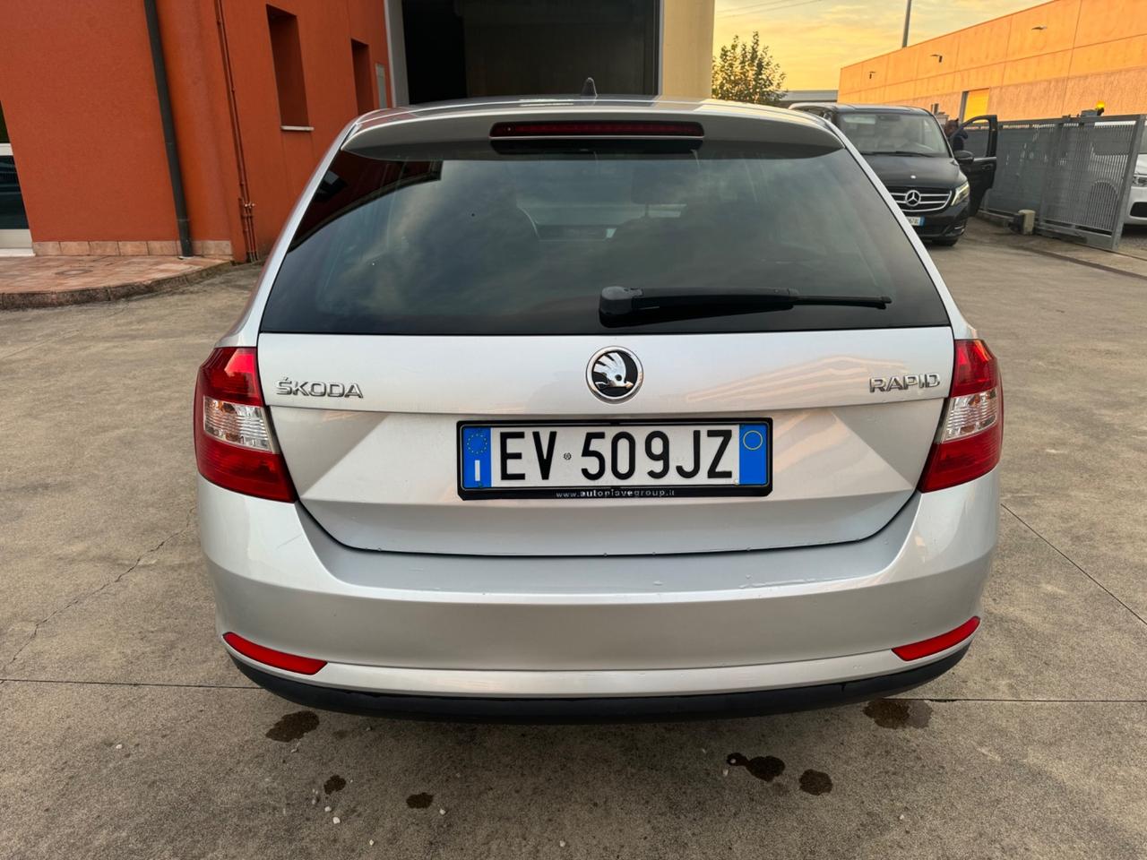 Skoda Rapid 1.6 TDI CR 105 CV Ambition