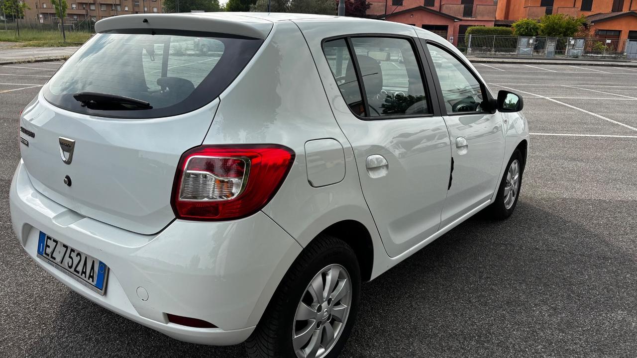Dacia Sandero 1.2 GPL 75CV Serie Limitata Trasversale