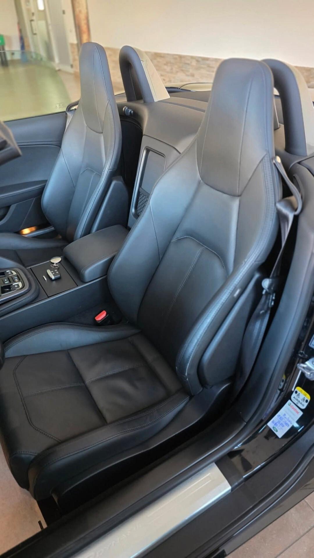 Jaguar F-Type 2.0 aut. Convertibile R-Dynamic Black