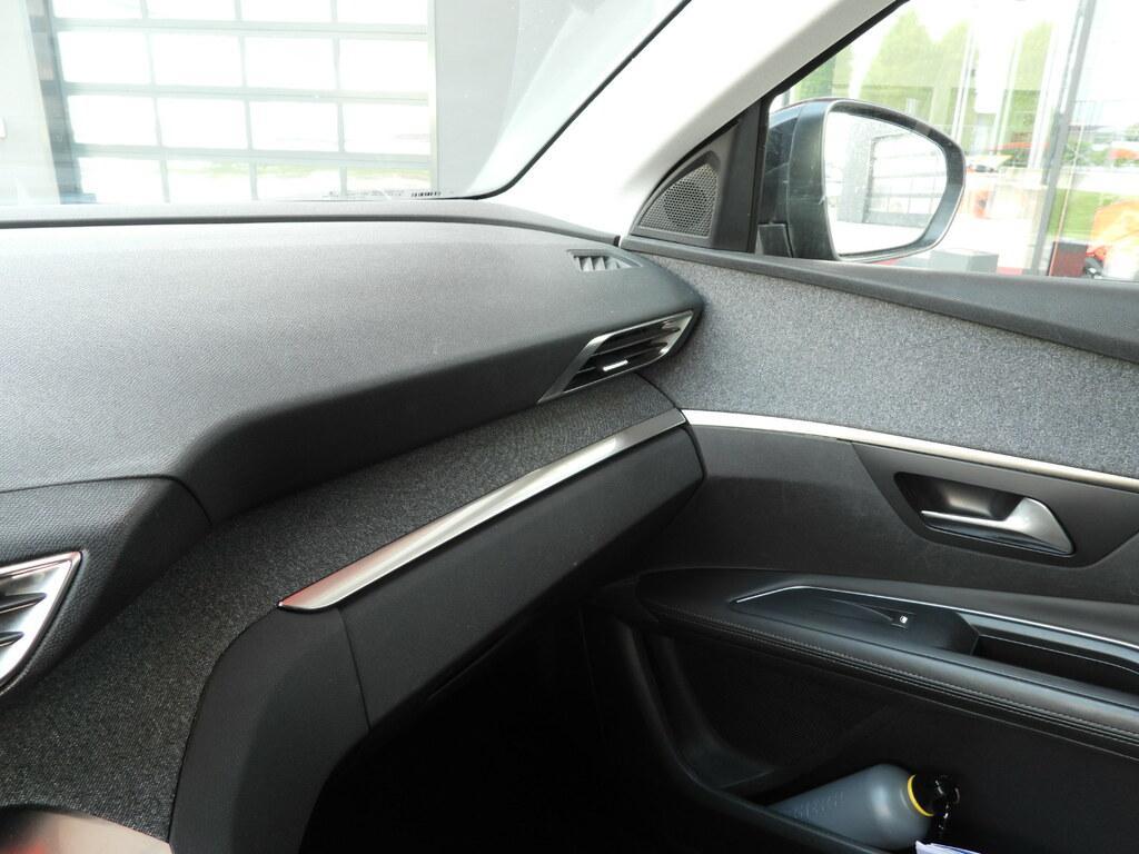 Peugeot 3008 1.6 BlueHDi Allure