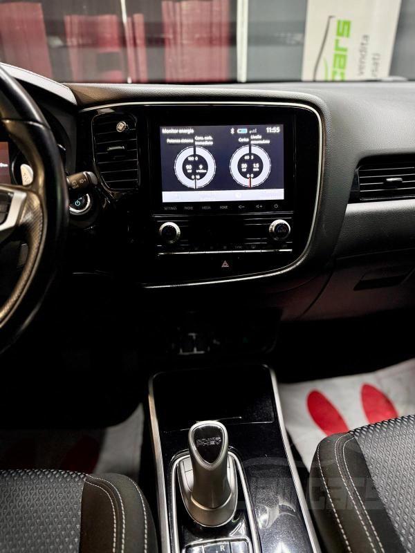 Mitsubishi Outlander phev 2.4 Instyle Plus 4wd