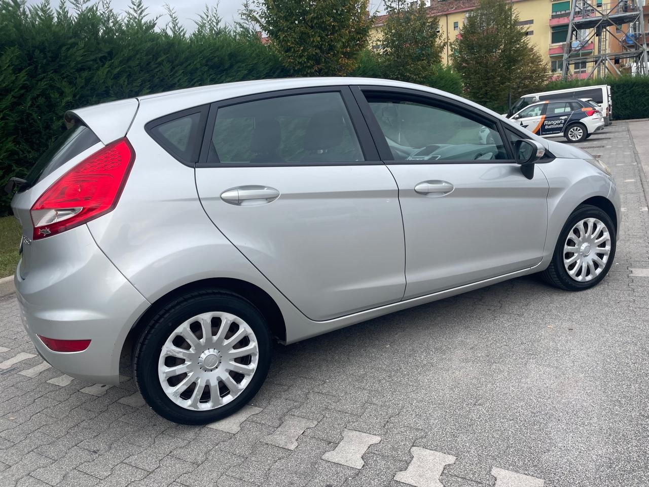 Ford Fiesta 1.2 benzina 5p. Titanium euro(5)