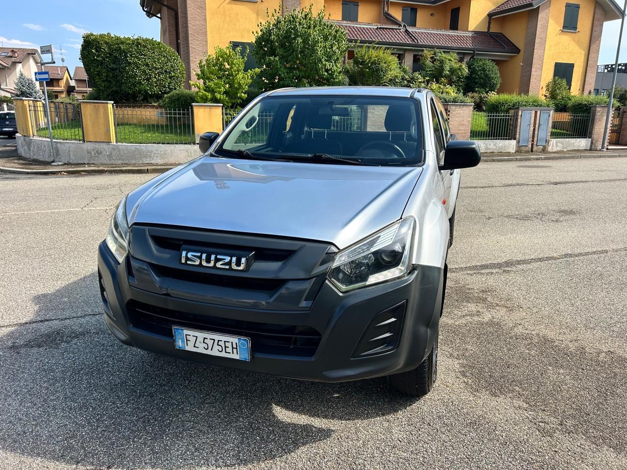 Isuzu D-Max 1.9 Space Cab Satellite 4WD A/C