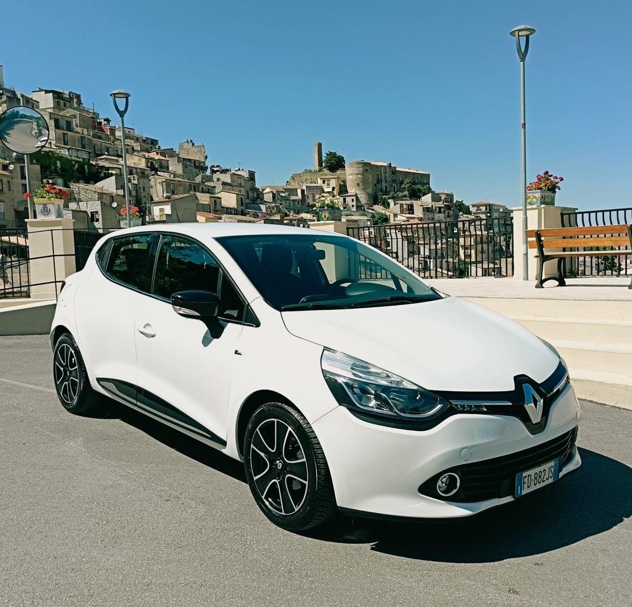 Renault Clio dCi 8V 75 CV Start&Stop 5 porte Energy Intens