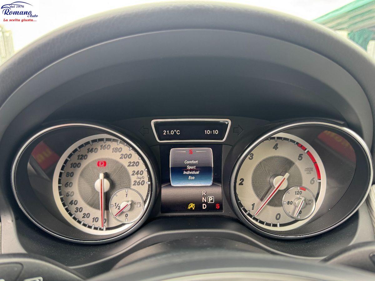 MERCEDES - Classe GLA - GLA 180 d Automatic Sport#TETTO APRIBILE!
