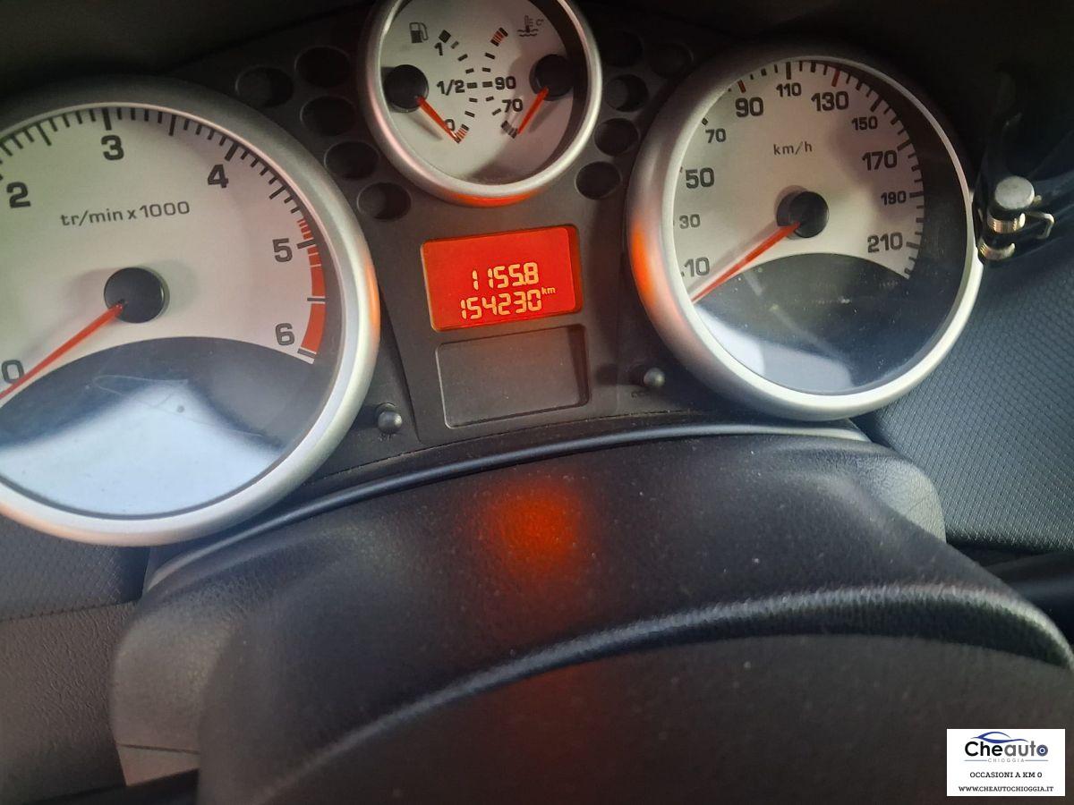 PEUGEOT - 207 - HDi 70CV 3p. X Line