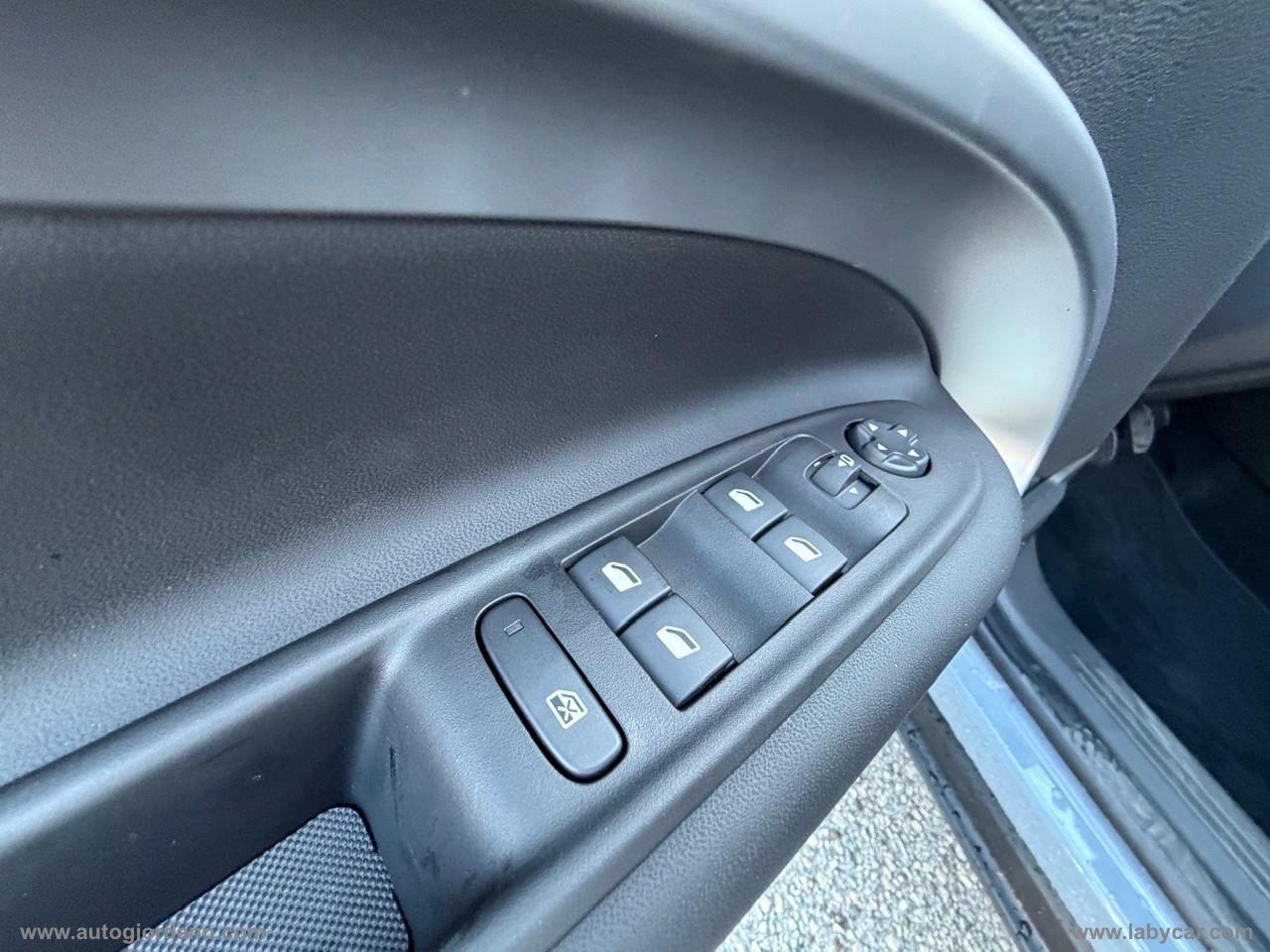 JEEP Avenger 1.2 Turbo Summit GRIGIO STORM CON TETTO VOLCANO APRIBILE