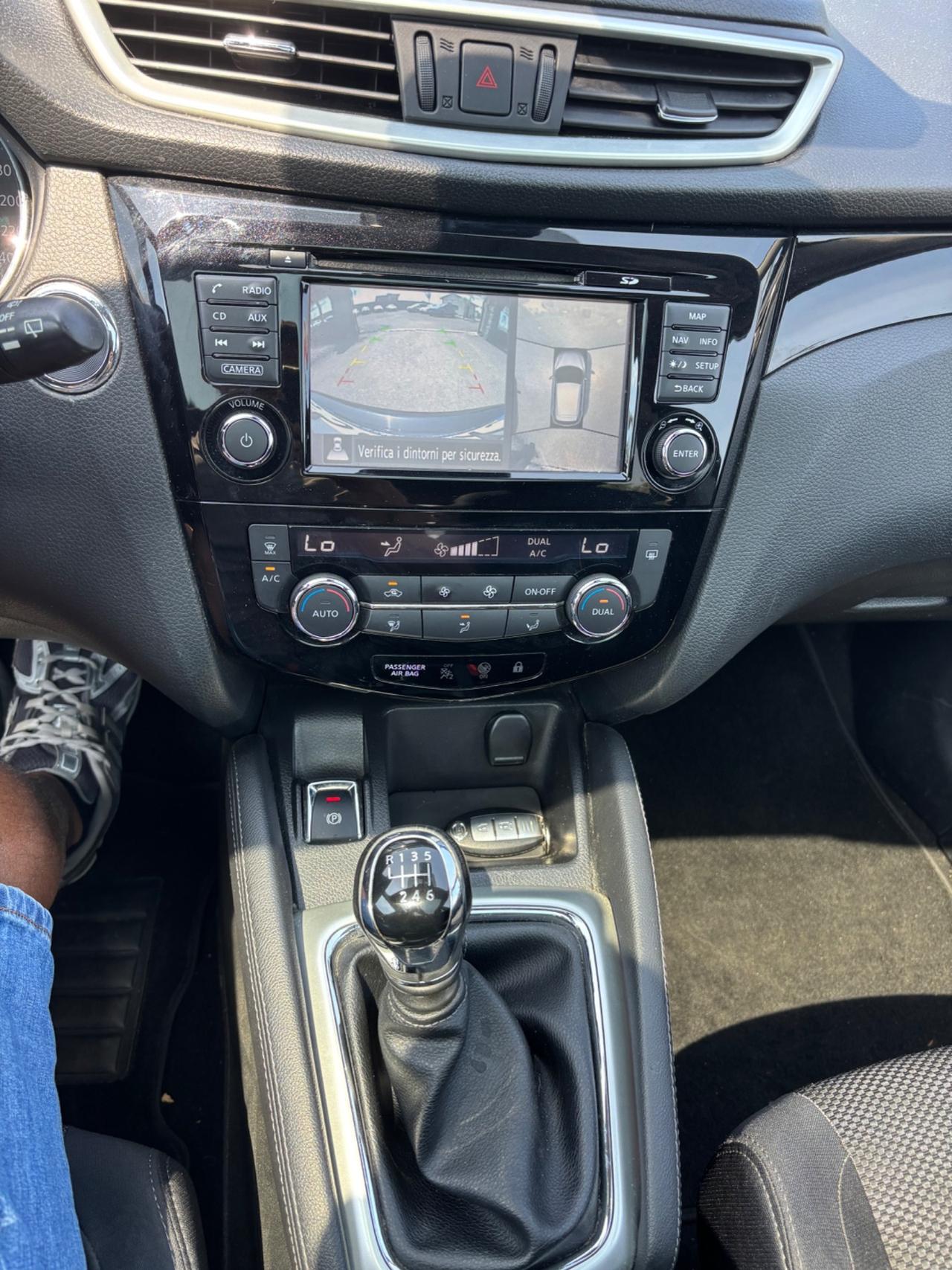 Nissan Qashqai 1.5 dCi N-Connecta