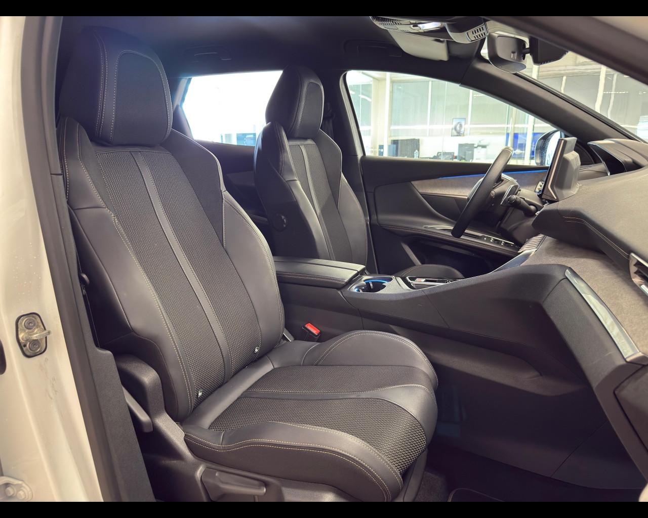 PEUGEOT 3008 2ª serie - 3008 BlueHDi 130 S&S EAT8 GT