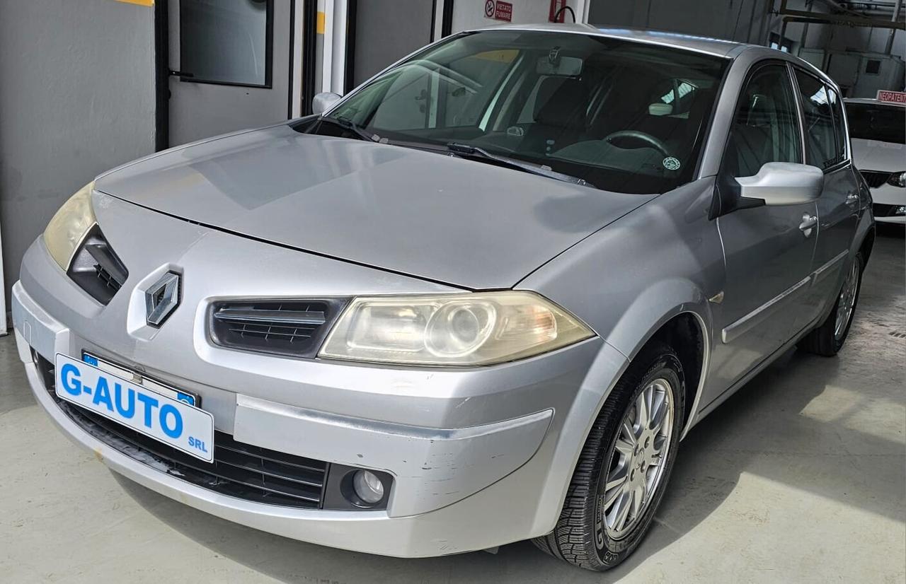 Renault Megane 1.5 Dci 5 porte